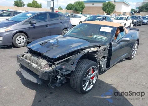 2014 Chevrolet Corvette Stingray из США, поврежденный, VIN 1G1YF3D75E5119613